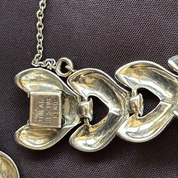 **CROWN TRIFARI** 1955 VINTAGE Crown Trifari Silver Collar Necklace & Bracelet - Picture 4 of 7